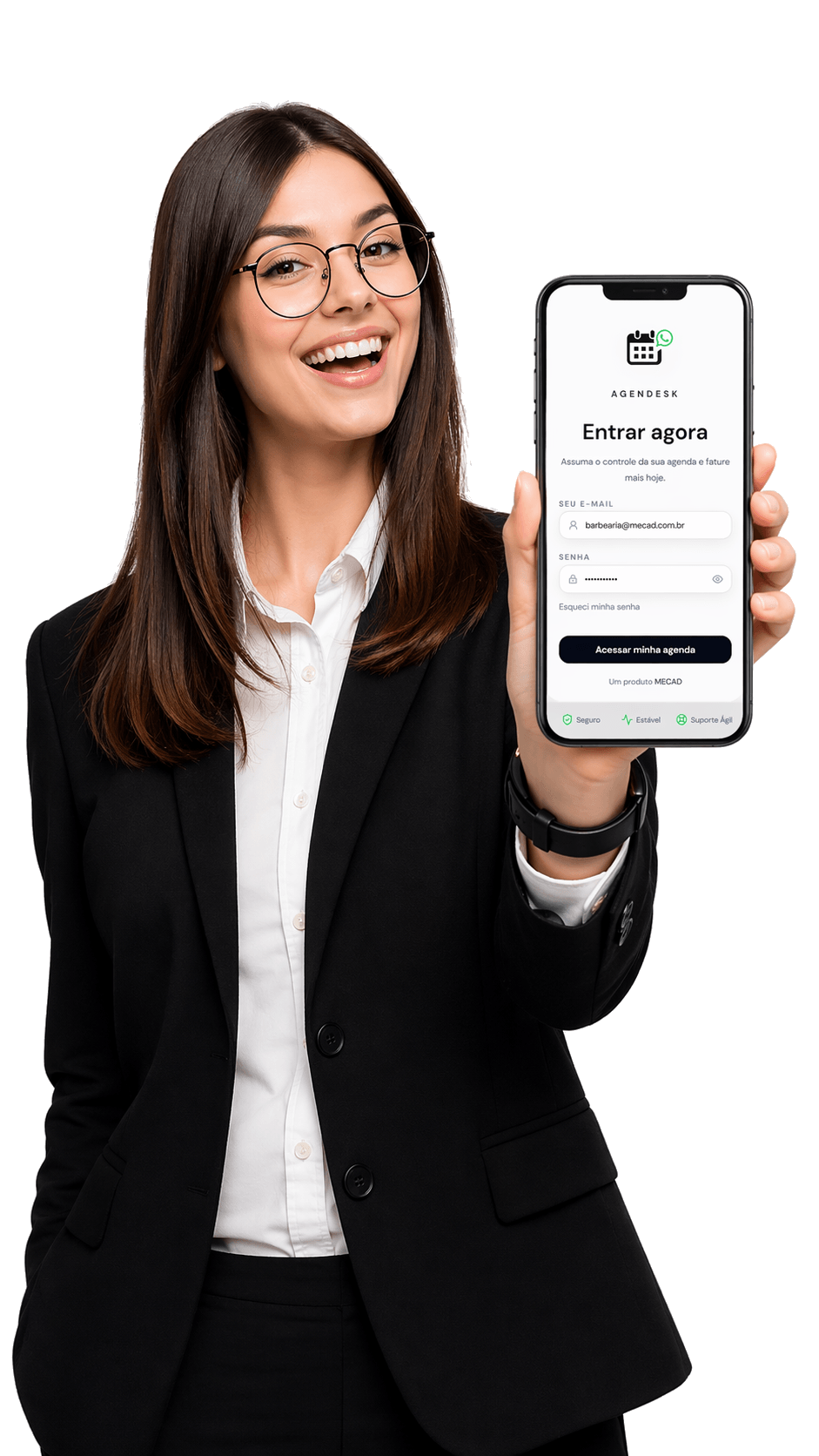 Profissional apresentando o Agendesk no celular